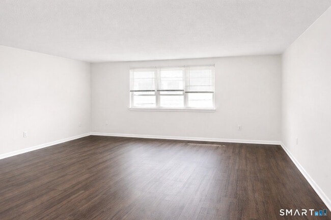 Photo - 16 E Gate Ln Unit 16