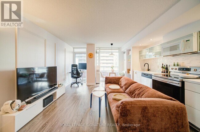 Photo - 705-4k Spadina Ave. Unit 716