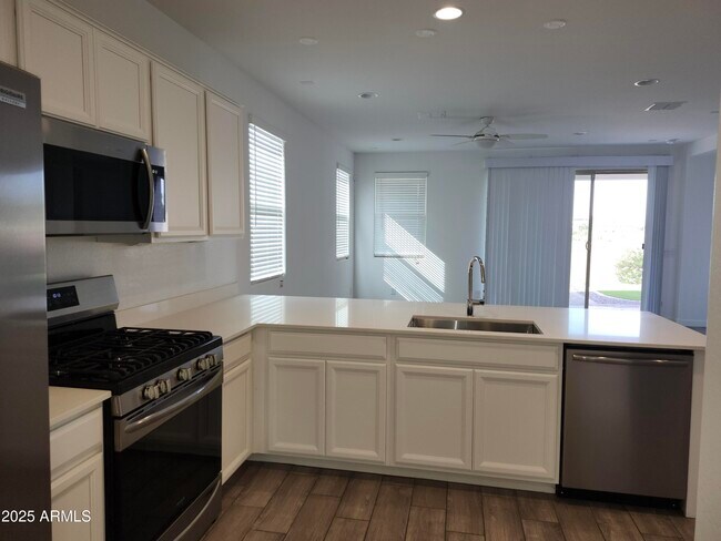 Photo - 5824 N 89th Dr