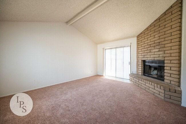 Photo - Colett:7579 Unidad 101