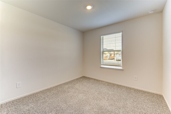 Photo - 30507 Carter Cv