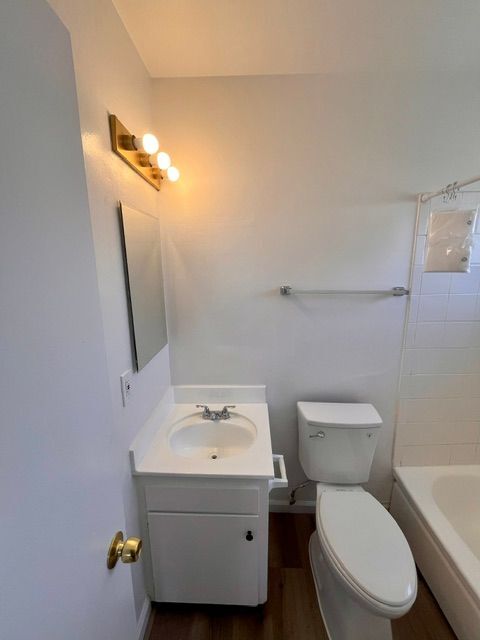 Photo - 1260 Beachwood Dr Unidad #34