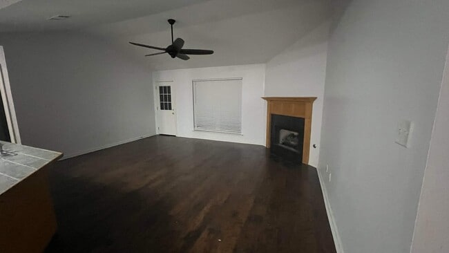 Photo - 35576 Melrose Ave