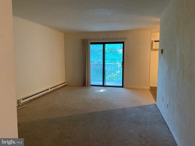 Photo - 400 Campbell Cir Unidad G15