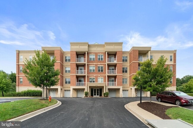 Building Photo - 10520 Resort Road Unit 309