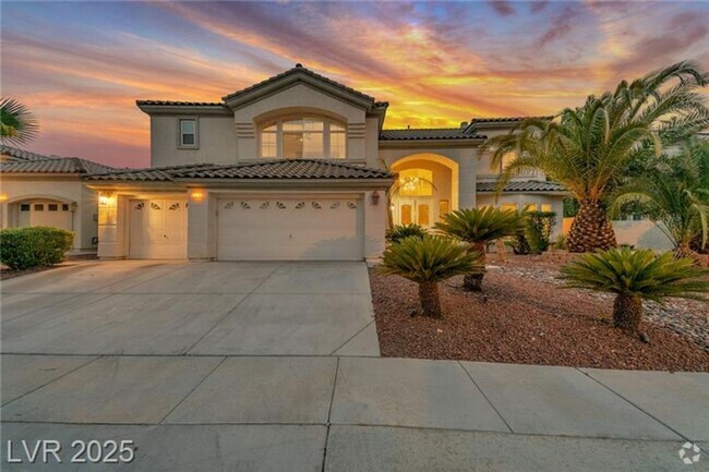 Building Photo - Custom Home