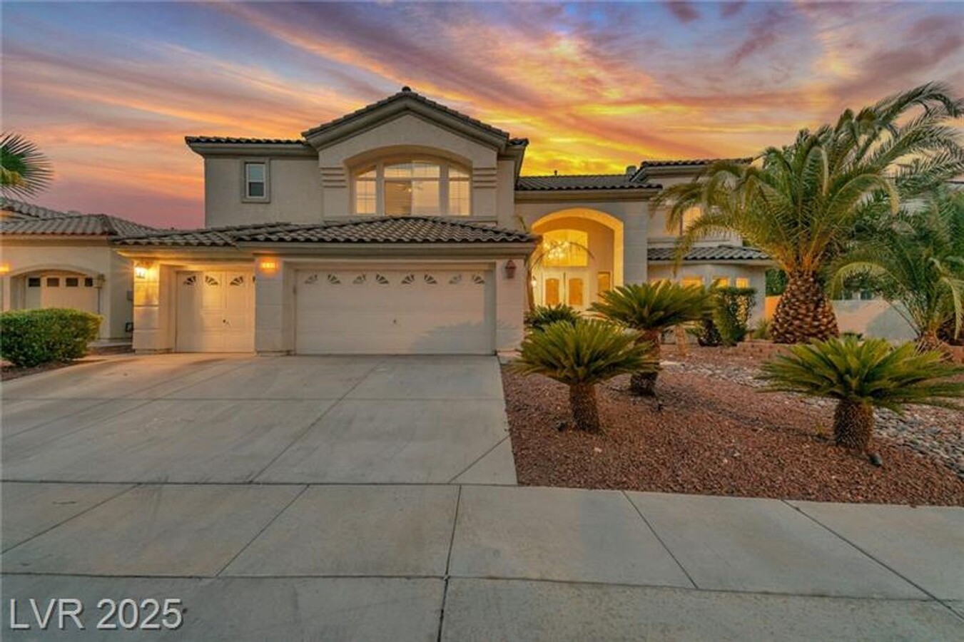 Custom Home - Custom Home