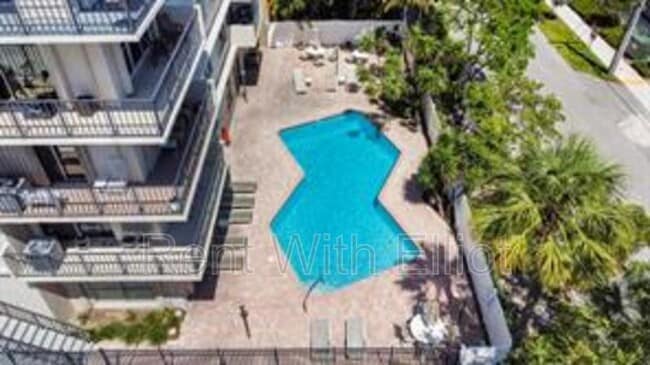 Photo - 1625 SE 10th Ave