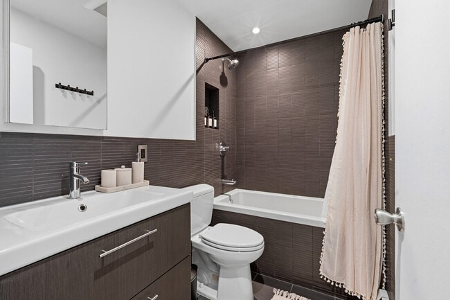 148 Baxter St Unit SI ID1598152P