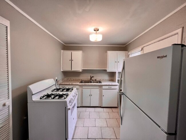 2066-1 AVAILABLE NOW - Village Square