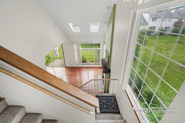 Photo - 1157 Cambria Ln S