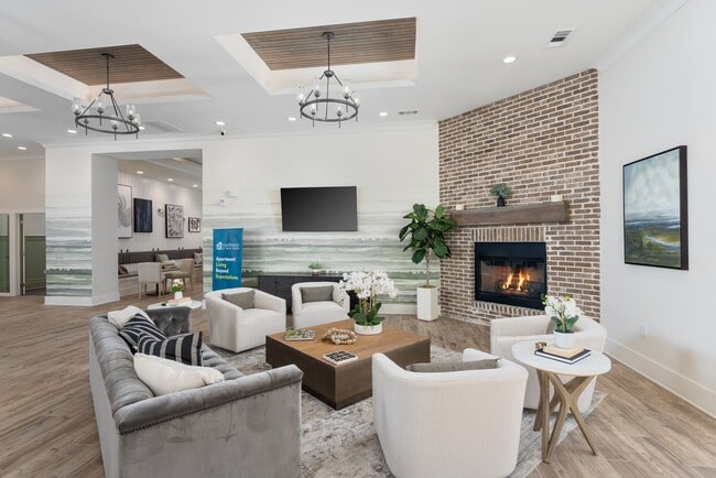 Photo - Hawthorne at New Bern