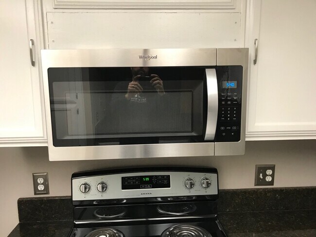 Photo - Gorgeous Carrollton Townhome