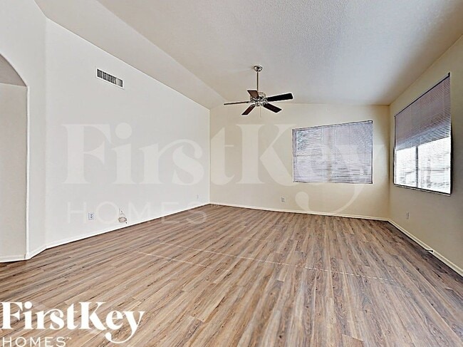 Photo - 7206 E Lindner Ave