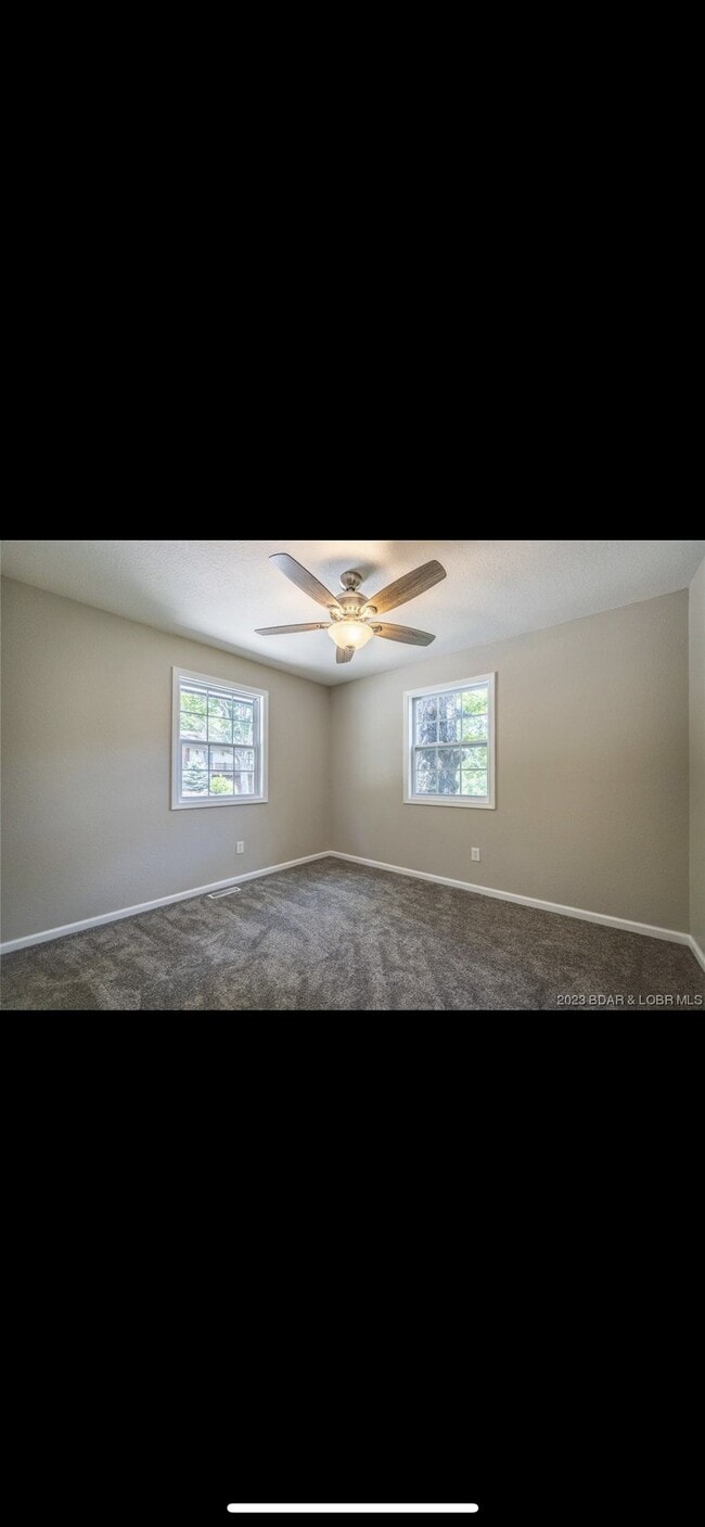 Photo - 156 Island View Ln