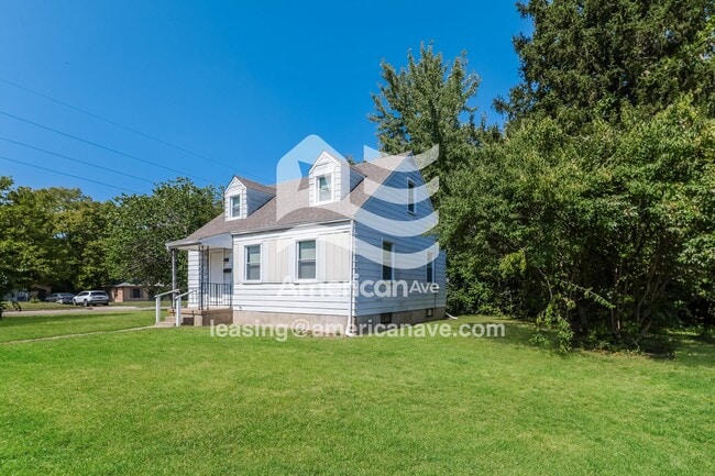 Photo - 4723 Genesee Ave