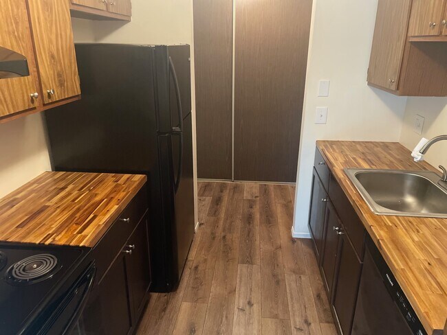 Photo - 30042 W 12 Mile Rd Unit 56