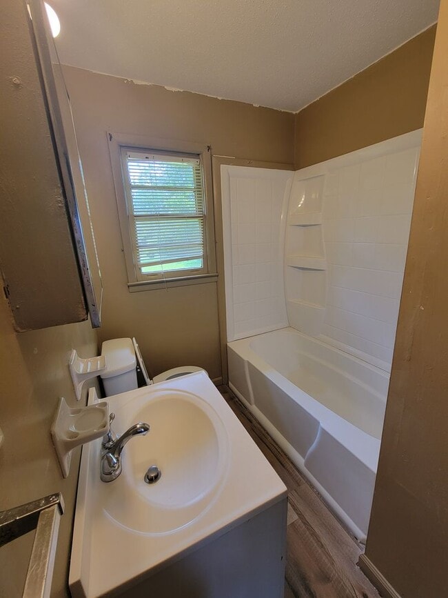 Photo - 1500 Arlington Ave