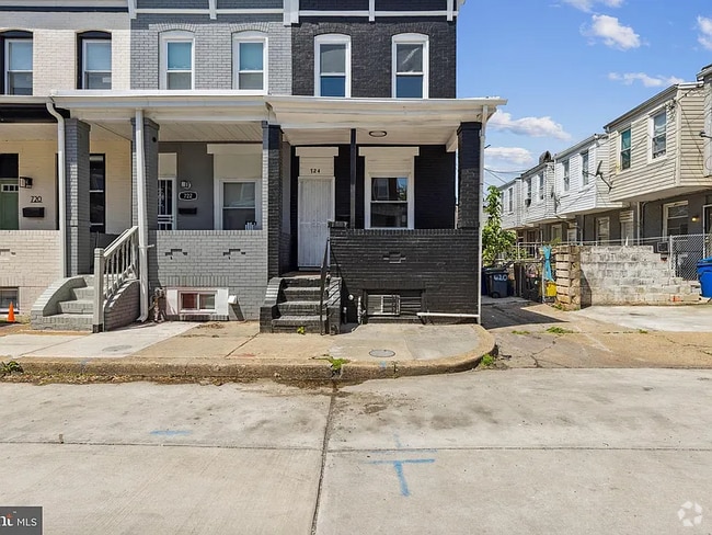 Building Photo - 724 N Curley St Rental