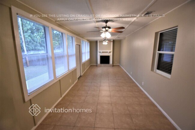 Photo - 2843 Bermuda Ave N
