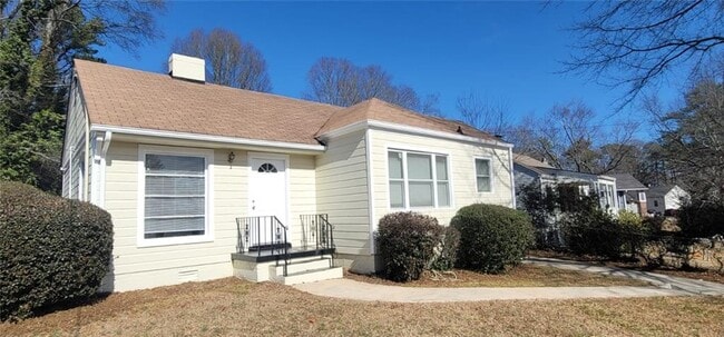 Photo - 1753 Fairway Hill Dr SE