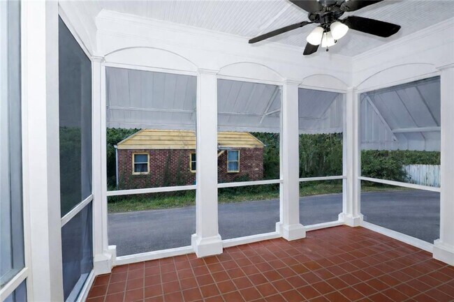 Photo - 1441 Blvd Lorraine SW