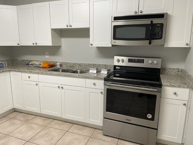 Photo - 9332 Sun Ct Unit 1