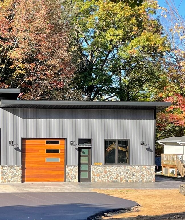 Photo - 150860 Nightingale Ln