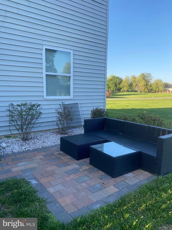 Photo - 208 Hackberry Dr