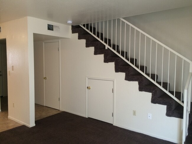 Photo - 6205 S H St Unit C
