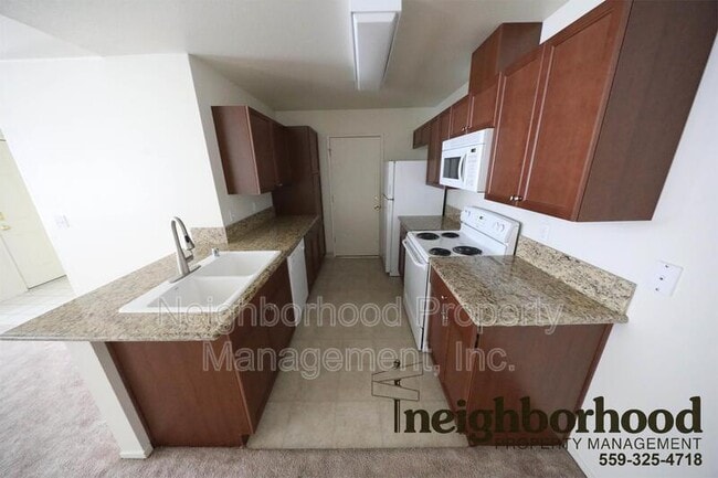 Photo - 788 Spruce Ave