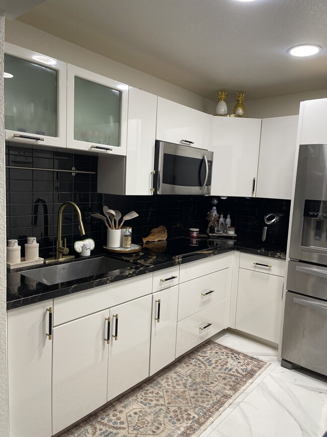 Photo - 7120 Fairway Dr Apartamentos Unidad L5