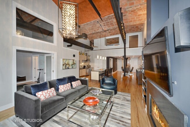 Photo - 1000 W Washington Blvd Unit 517