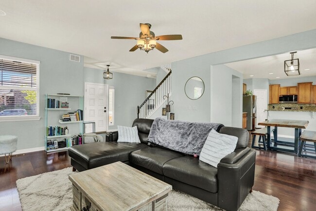 Photo - Spectacular 4 bed 3 bed massive home
