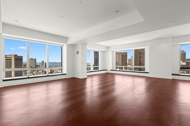 Building Photo - 706 Mission St Rental