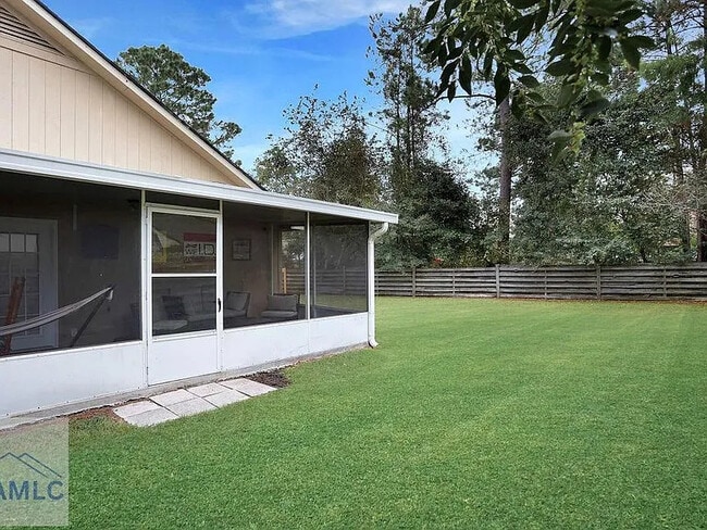 Photo - 669 Windhaven Dr