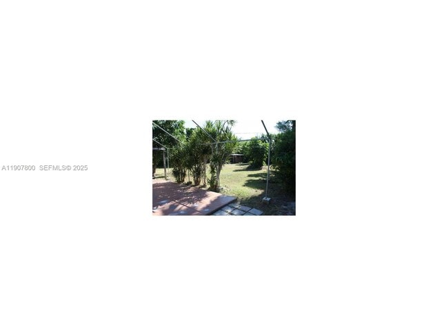 Photo - 102 Miami Gardens Rd