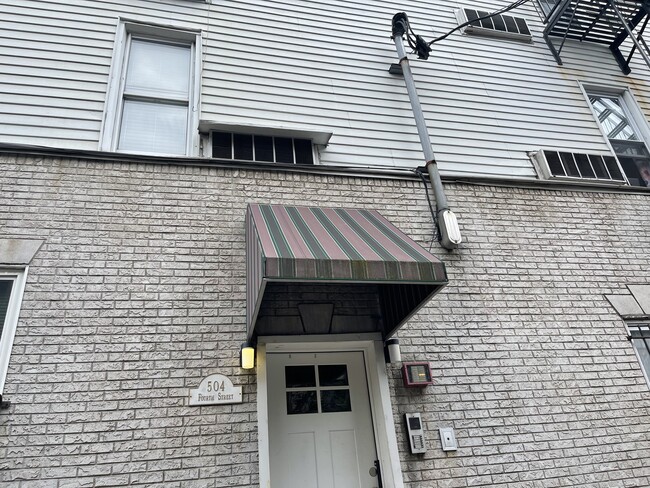 Photo - 504 4th St Unit 6