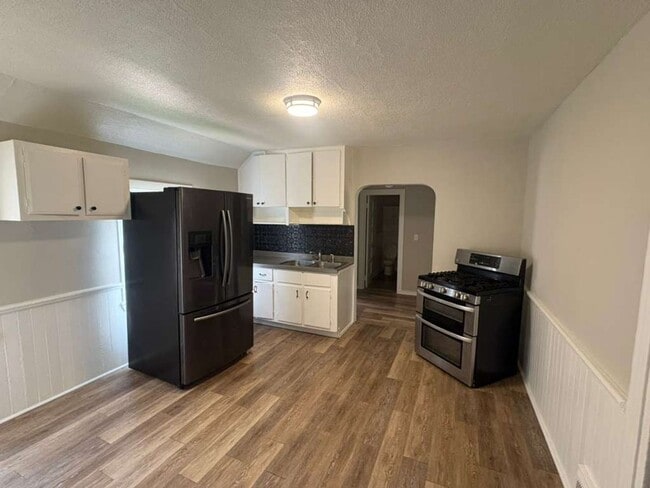Photo - 3130 W 33rd St Unit 1