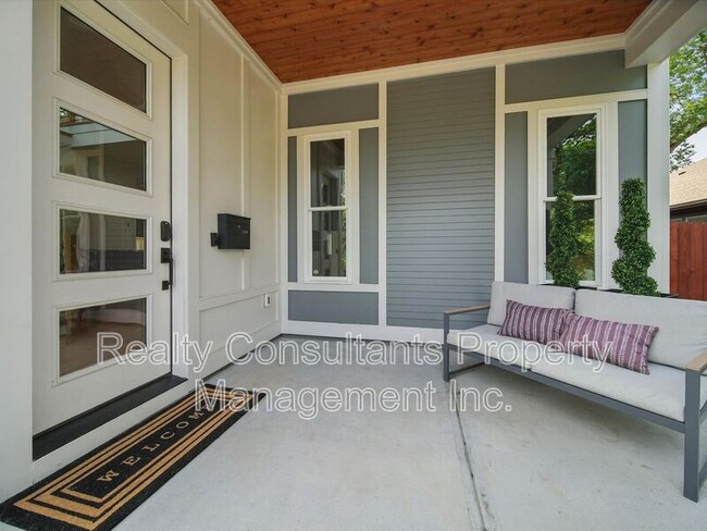 Photo - 708 Cross Trl Dr