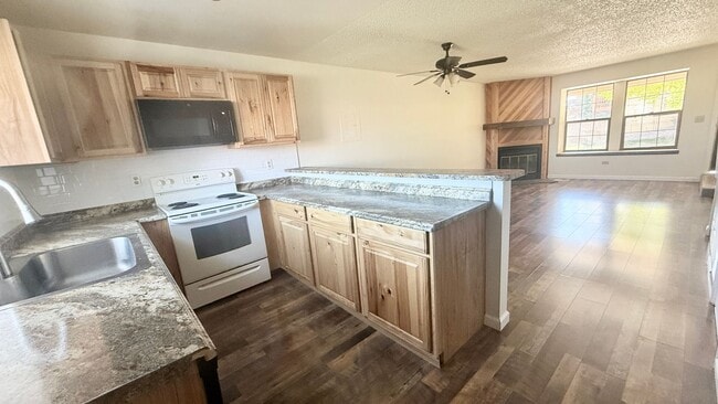 Photo - Charming 2 Bedroom Nestled in Discovery at...