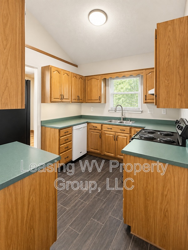2213 Avinell Dr