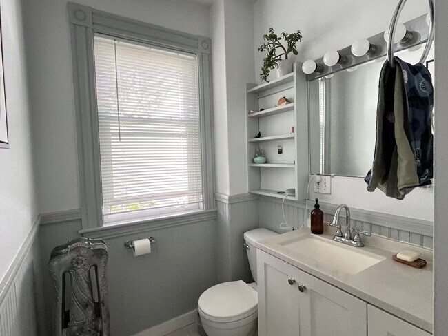 Photo - 9/1 Spacious Lower Allston 3BR near Boston...