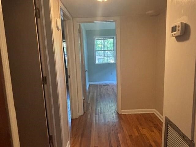 Photo - 1634 Mayhew St House