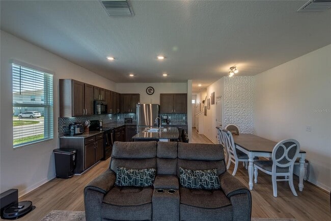 Photo - 3005 Suncoast Blend Dr