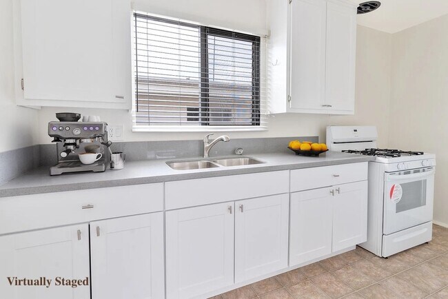 10026 Palms Blvd.,