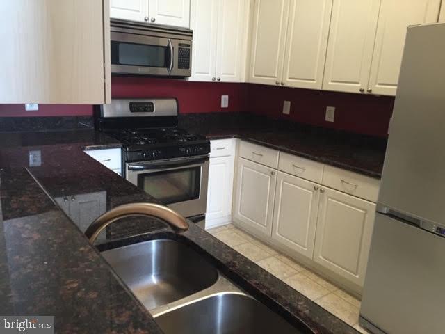 2701 Bellforest Ct Unidad 403