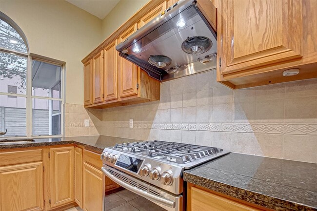 Photo - 4611 Summer Lakes