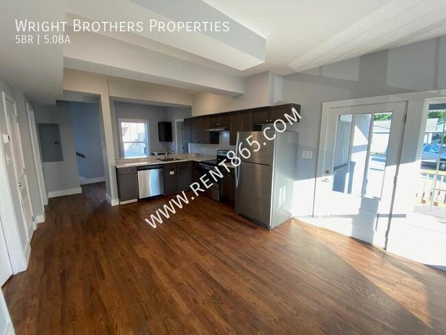 Photo - 1418 Forest Ave