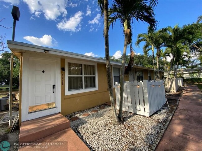 Photo - 7224 Southgate Blvd House